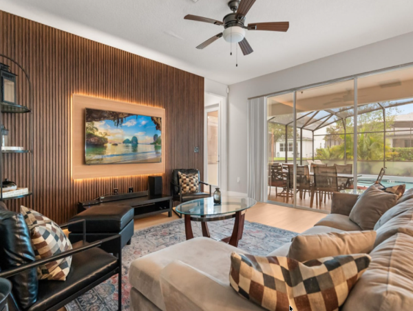 Luxury Vacation Home in Kissimmee 6-Bedroom Home with Private Pool & Great Amenities